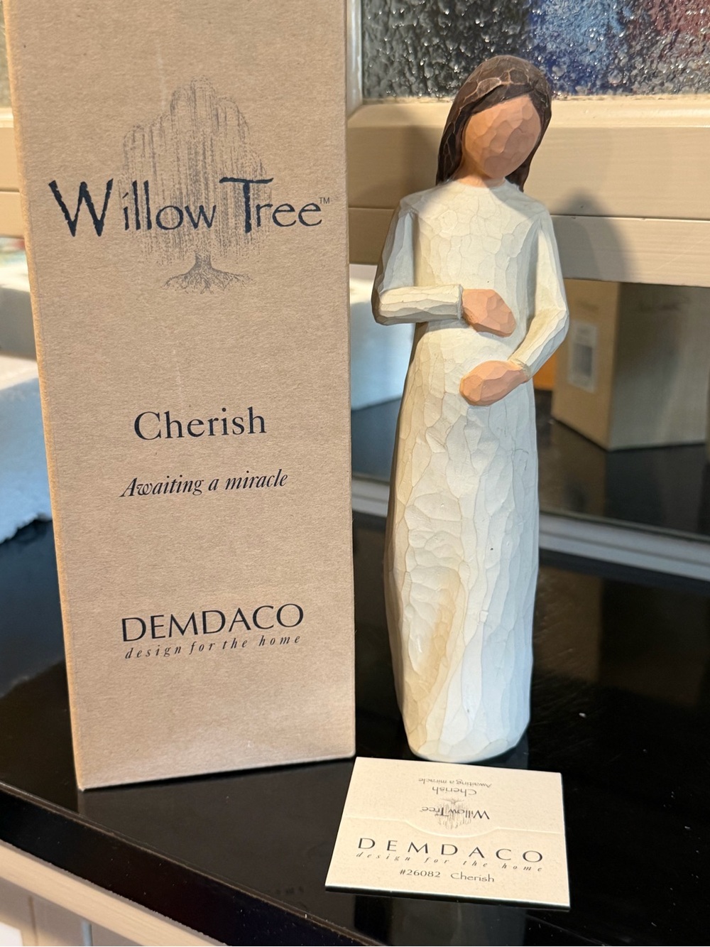 Willow Tree #26082 Cherish, Awaiting a Miracle WITH BOX